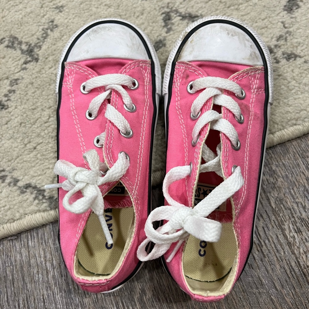 Converse Kids Sneakers in Pink and black